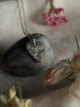 Load image into Gallery viewer, Heart Pendant -The Engraved Heart Ritual ・2026