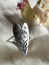 Load image into Gallery viewer, Heart Ring -The Engraved Heart Ritual ・2026