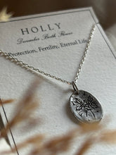 Load image into Gallery viewer, December Birth Flower -Holly-