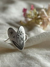 Load image into Gallery viewer, Heart Ring -The Engraved Heart Ritual ・2026