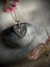 Load image into Gallery viewer, Heart Pendant -The Engraved Heart Ritual ・2026
