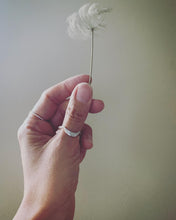 Load image into Gallery viewer, Thumb ring