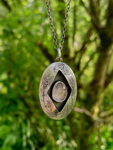 Load image into Gallery viewer, Shadow Box Pendant with a Morganite