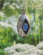 Load image into Gallery viewer, Shadow Box Opal -h-