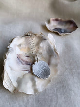 Load image into Gallery viewer, hydrangea necklace