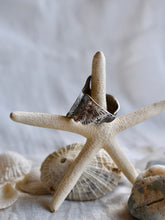 Load image into Gallery viewer, hugging bird ring