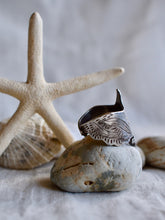 Load image into Gallery viewer, Bird Ring // Wings Of The Moon