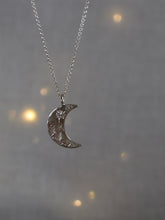 Load image into Gallery viewer, moon necklace canada