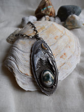 Load image into Gallery viewer, mountain range necklace