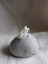 Load image into Gallery viewer, silver wavy stacking ring