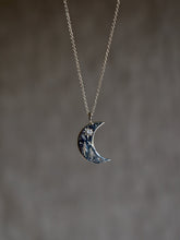 Load image into Gallery viewer, moon necklace canada