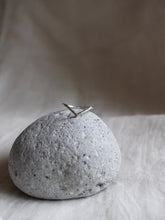 Load image into Gallery viewer, Skinny Stackable Ring ✴︎ Wishbone ✴︎