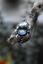 Load image into Gallery viewer, Rainbow moonstone silver necklace for sale Canada, Dancing Leaf Design