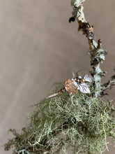 Load image into Gallery viewer, nature inspired wedding band idea canada