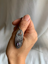 Load image into Gallery viewer, Dancing Leaf Design Canada