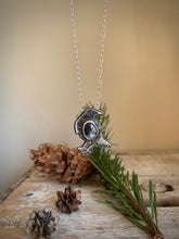 Load image into Gallery viewer, West Coast Nature -Raven Necklace- Moss Aquamarine
