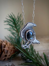 Load image into Gallery viewer, West Coast Nature -Raven Necklace- Moss Aquamarine