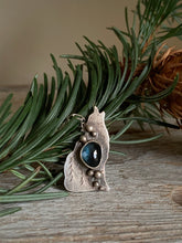 Load image into Gallery viewer, West Coast Nature -Wolf- London Blue Topaz