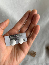 Load image into Gallery viewer, Silver Petal Earrings -Hydrangea Sepals- b -