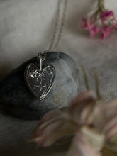 Load image into Gallery viewer, Heart Pendant -The Engraved Heart Ritual ・2026
