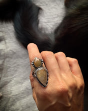 Load image into Gallery viewer, Sapphire &amp; Rutilated Quartz Ring
