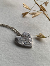 Load image into Gallery viewer, Silver Heart Necklace -Snowdrop - A
