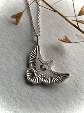 Load image into Gallery viewer, Hummingbird&#39;s Heart Necklace
