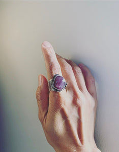 Deep Cove Ring -Faceted Magenta Shades Sapphire-