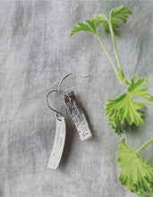Load image into Gallery viewer, Field of Wildflower Tanzaku Earrings -a-
