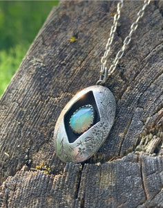 Shadow Box Opal -k-