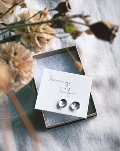 minimal silver flower stud earrings