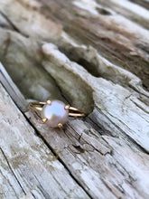 Load image into Gallery viewer, Handcrafted pearl ring. 14k gold filled 
