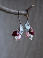 Load image into Gallery viewer, Fabric Earrings ✴︎P06✴︎
