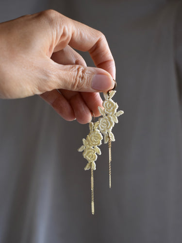 beige lace earrings