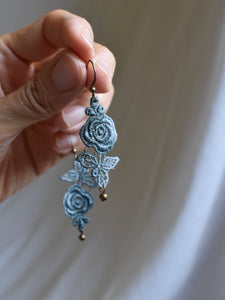 Blue ombre rose earrings