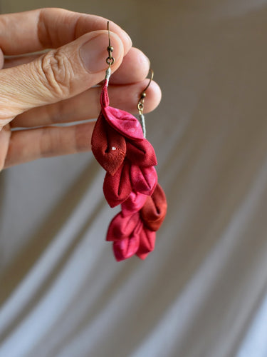 dancing leaf design jewellery