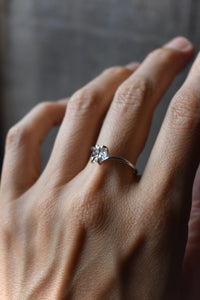 Diamond alternative ring 