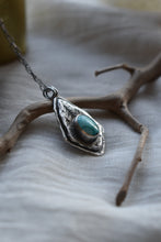 Load image into Gallery viewer, Forest Necklace -white water turquoise-
