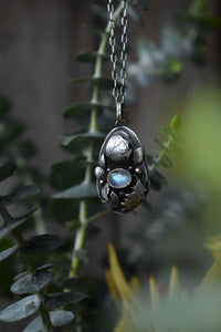 Rainbow Moonstone woodland necklace 