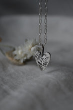 Load image into Gallery viewer, Silver Heart Necklace -Forget me not + Hummingbird - 368
