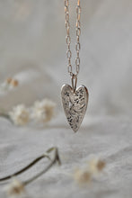 Load image into Gallery viewer, Hummingbird &amp; Forget Me Not engraved silver heart necklace for sale Canada
