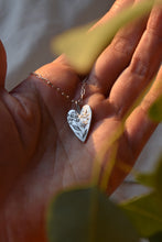 Load image into Gallery viewer, timeless silver heart pendant necklace

