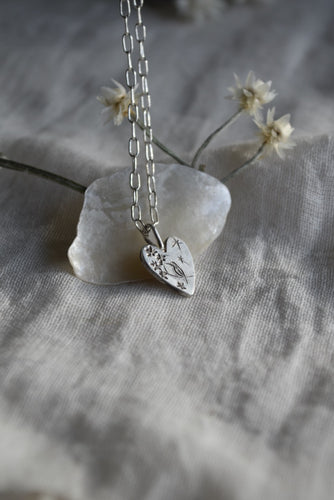 hand engraved dainty silver heart necklace for sale Canada