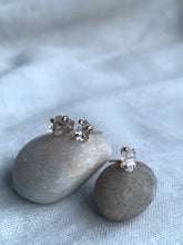 Load image into Gallery viewer, Herkimer Diamond solitaire earrings 

