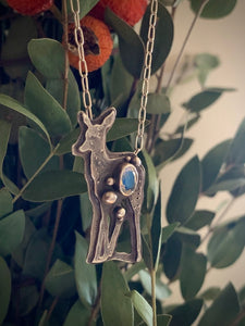 West Coast Nature -Deer Necklace- Rainbow Moonstone