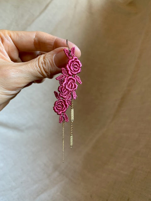 Twin Rose // Lace Earrings ✴︎ Fuchsia ✴︎