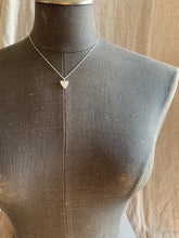 Load image into Gallery viewer, heart necklace
