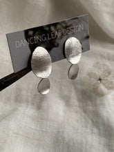 Load image into Gallery viewer, Dangling silver petal earrings

