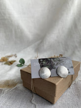 Load image into Gallery viewer, Silver Petal Earrings -Hydrangea Sepals- b -
