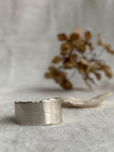 Load image into Gallery viewer, Hydrangea Sepal Print Ring

